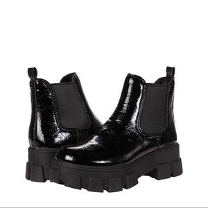 Circus by Sam Edelman Darielle Lug Boots NWT